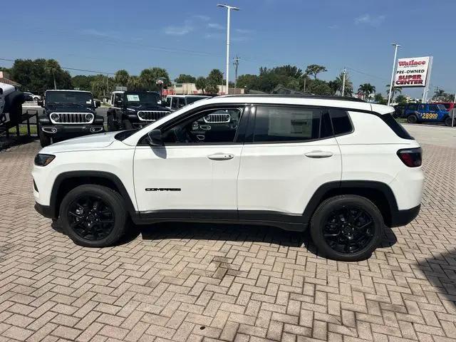 2026 Jeep Compass Latitude Altitude