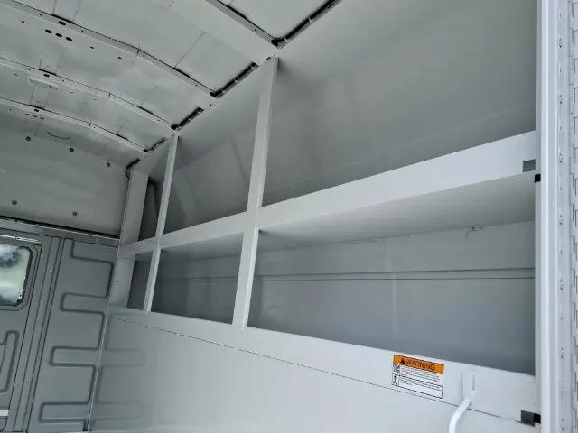 2027 Ford E-350 Cutaway E-350