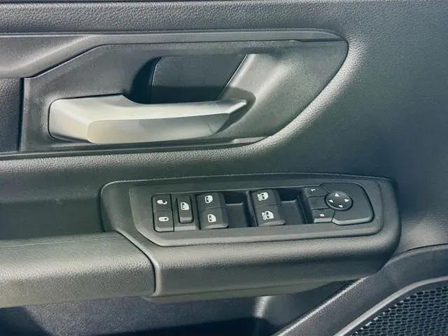 2026 Ram 1500 Express Quad Cab 4x4 64 Box