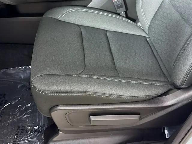2026 Ram 1500 Express Quad Cab 4x4 64 Box