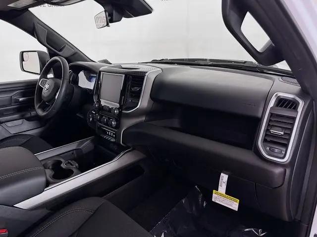 2026 Ram 1500 Express Quad Cab 4x4 64 Box