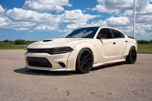 2016 Dodge Charger SRT Hellcat
