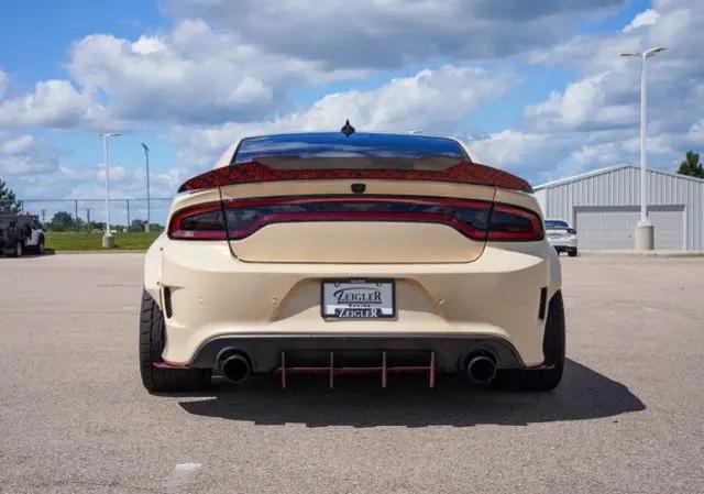 2016 Dodge Charger SRT Hellcat