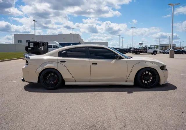 2016 Dodge Charger SRT Hellcat