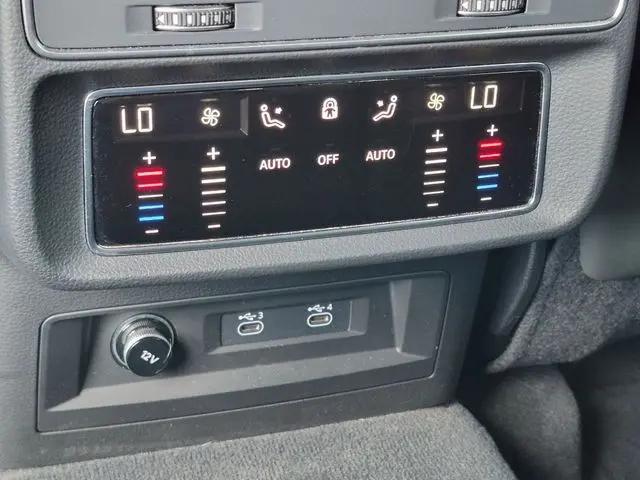 2021 Audi Q8 Premium Plus 55 TFSI quattro Tiptronic