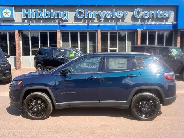 2026 Jeep Compass Latitude Altitude for sale in Hibbing, MN