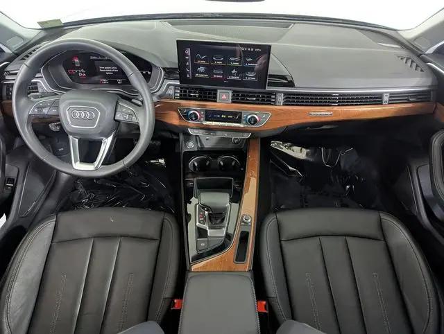 2023 Audi A4 Premium Plus 40 TFSI quattro S tronic