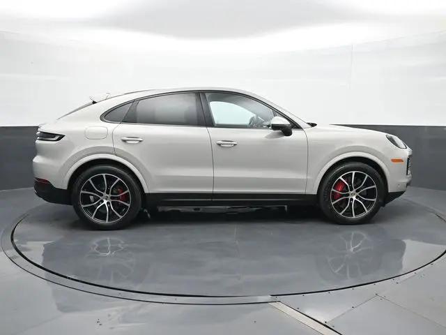2025 Porsche Cayenne S