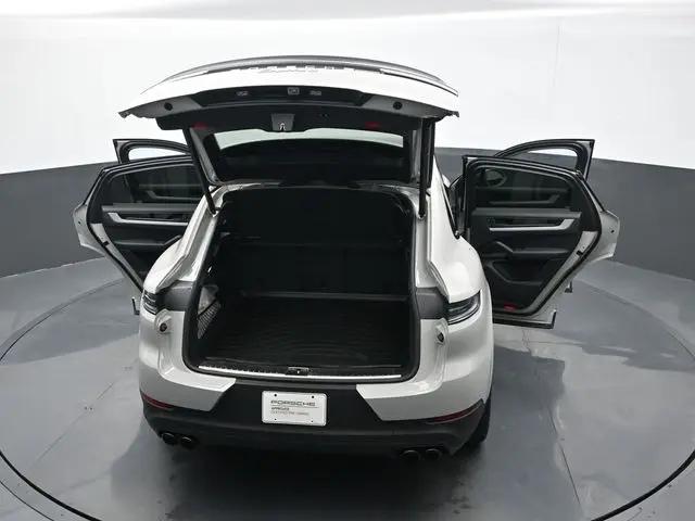 2025 Porsche Cayenne S