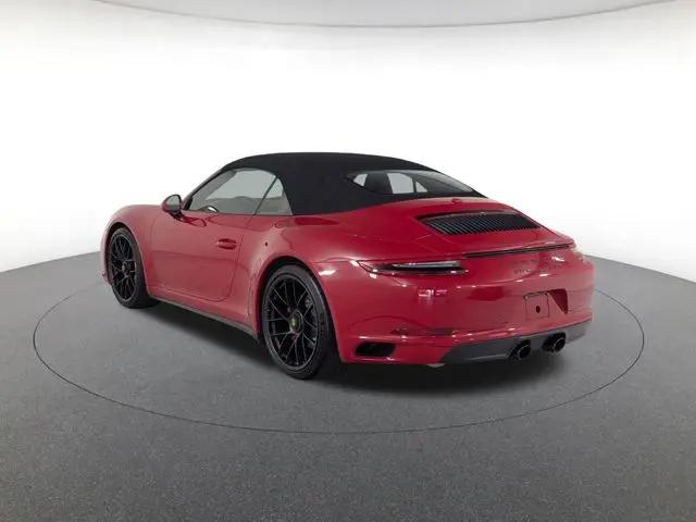 2017 Porsche 911 Carrera GTS