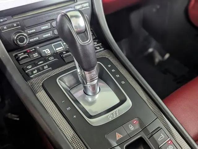 2017 Porsche 911 Carrera GTS