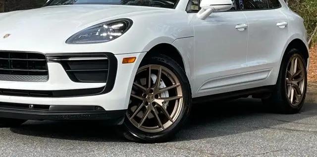 2022 Porsche Macan Macan