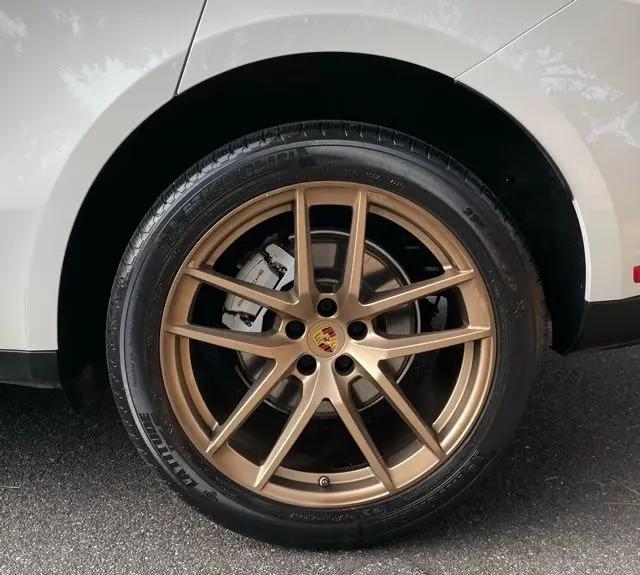 2022 Porsche Macan Macan