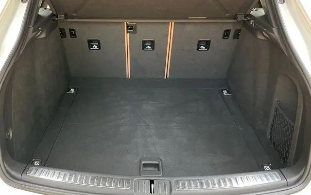 2022 Porsche Macan Macan