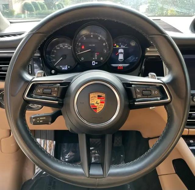2022 Porsche Macan Macan