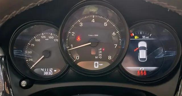 2022 Porsche Macan Macan