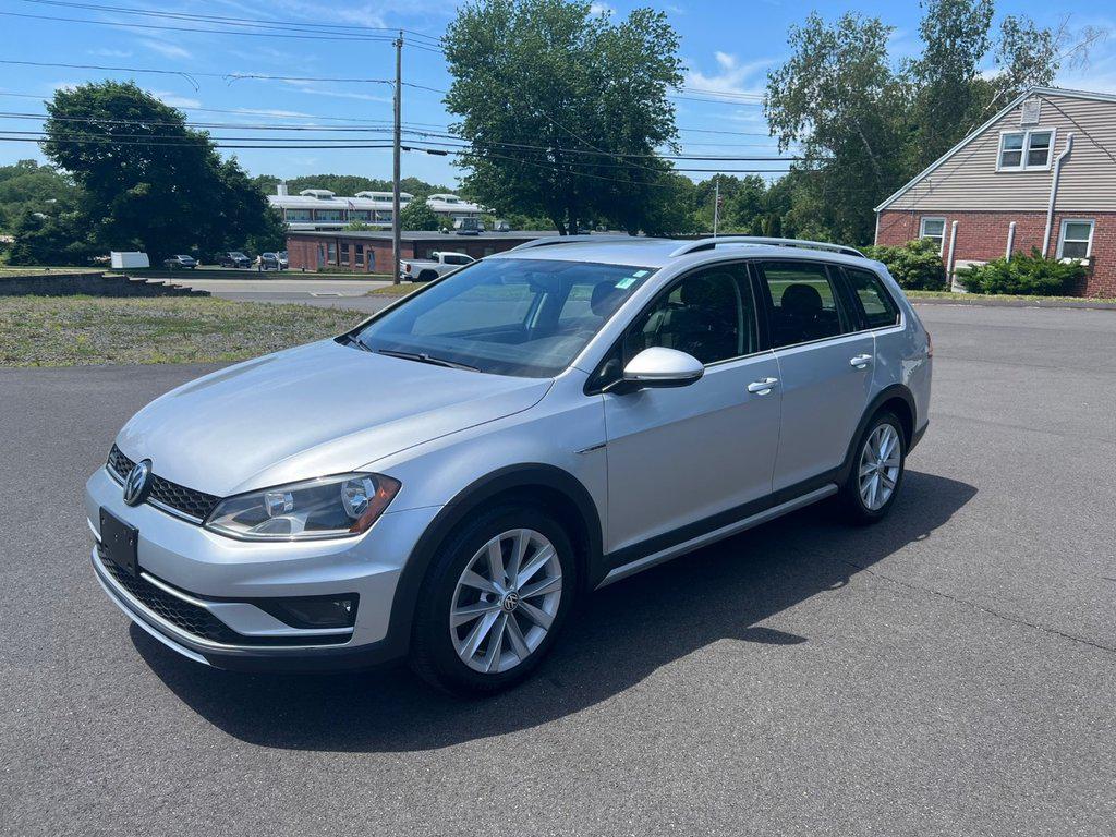 Reflex Silver Metallic 2017 Volkswagen Golf Alltrack Wagon All-Wheel Drive Automatic
