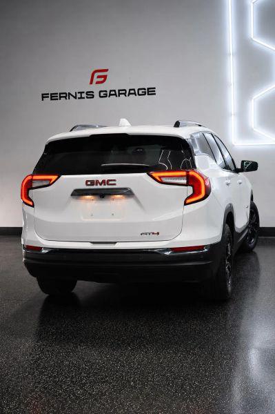 2024 GMC Terrain AWD AT4