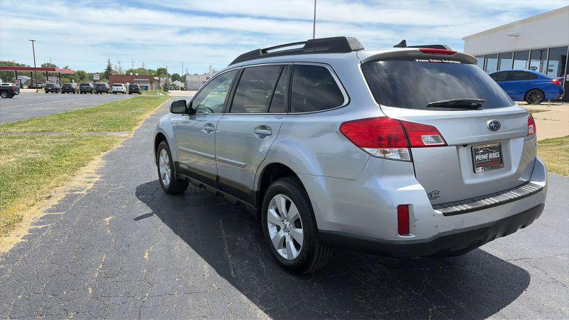 2012 Subaru Outback 2.5i Limited