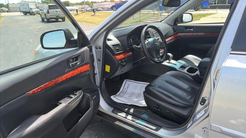 2012 Subaru Outback 2.5i Limited