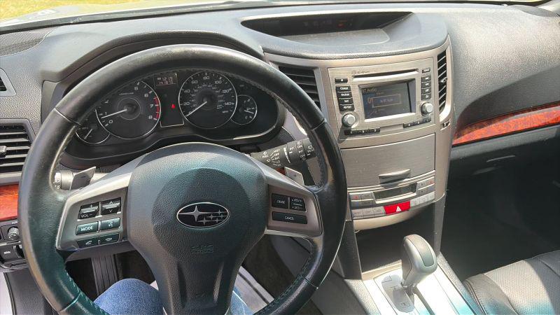 2012 Subaru Outback 2.5i Limited