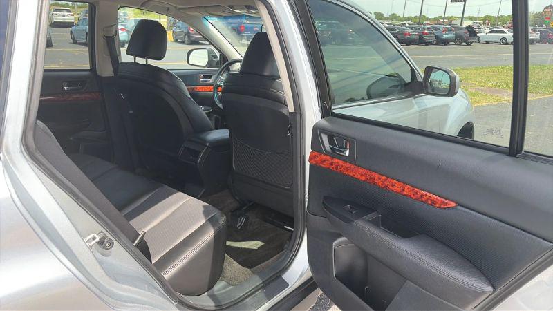 2012 Subaru Outback 2.5i Limited
