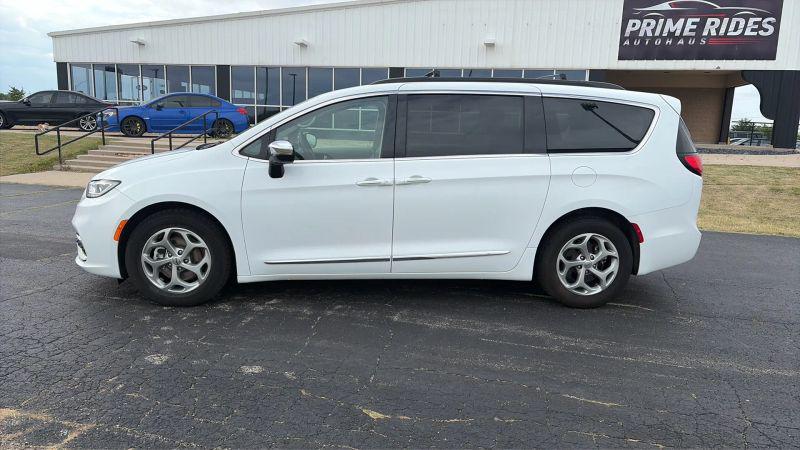 2023 Chrysler Pacifica Limited