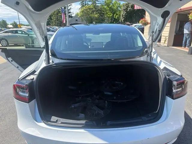 2021 Tesla Model 3 Standard Range Plus Rear-Wheel Drive