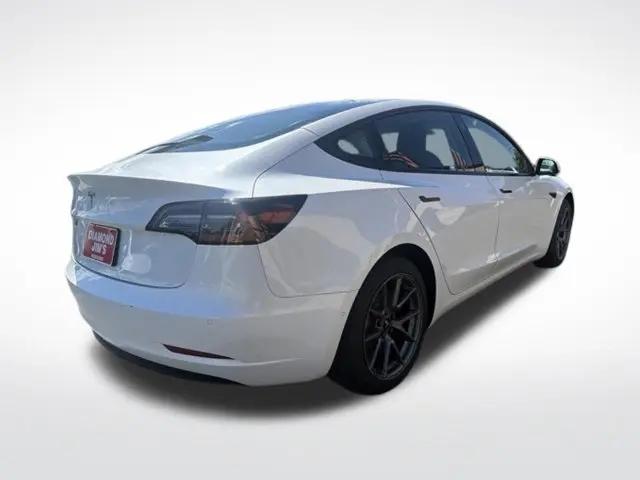 2021 Tesla Model 3 Standard Range Plus Rear-Wheel Drive