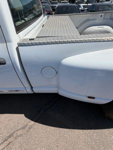 2004 Dodge Ram 3500 SLT/Laramie