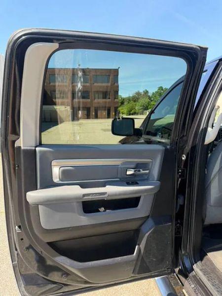 2017 Ram 2500 SLT Crew Cab 4x4 64 Box