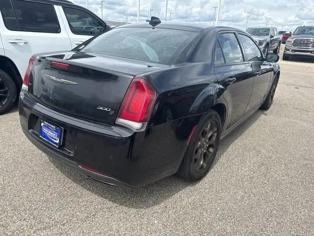 2016 Chrysler 300 300S Alloy Edition