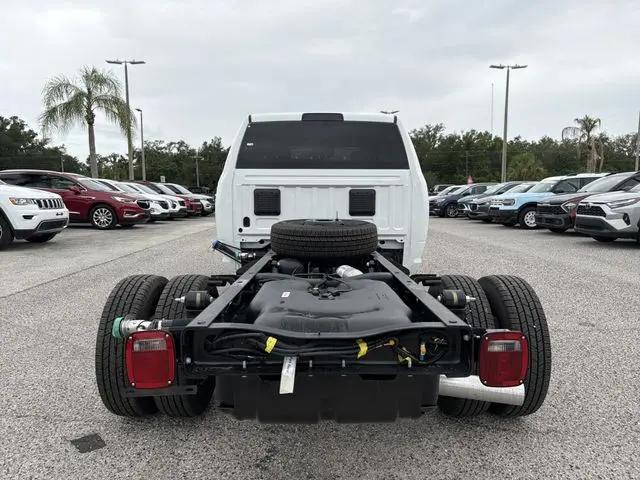 2026 Ram 3500 Tradesman/Big Horn