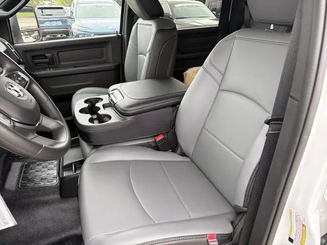 2026 Ram 3500 Tradesman/Big Horn