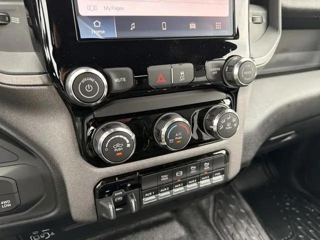 2026 Ram 3500 Tradesman/Big Horn