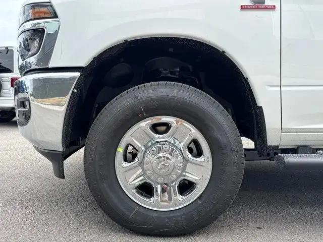 2026 Ram 2500 Tradesman Crew Cab 4x4 64 Box