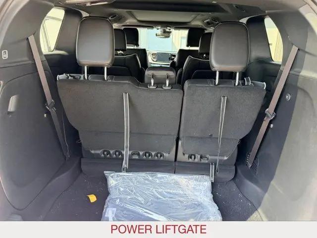 2027 Chrysler Pacifica Limited