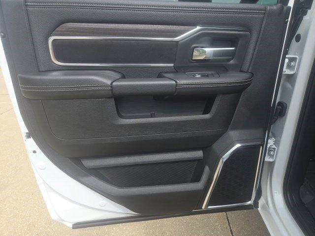 2026 Ram 3500 Laramie Crew Cab 4x4 8 Box