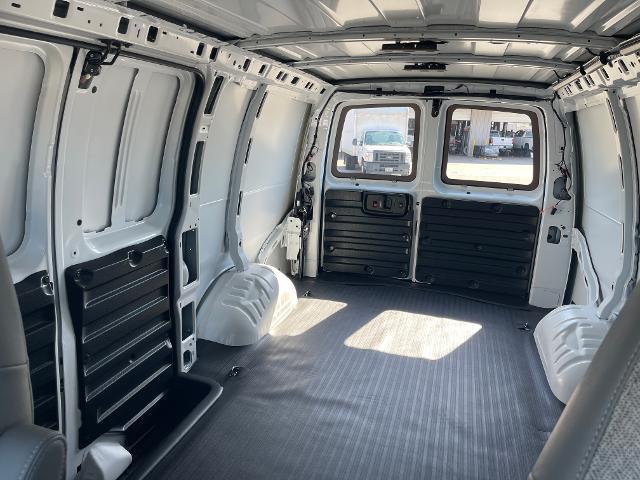 2026 GMC Savana Cargo 2500 Regular Wheelbase, Work Van, RWD