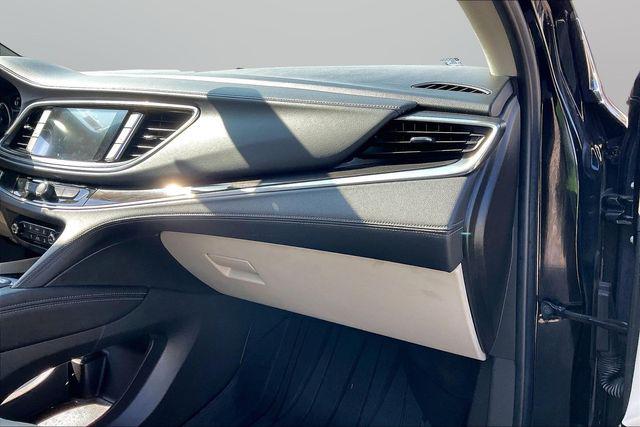 2021 Buick Enclave AWD Essence