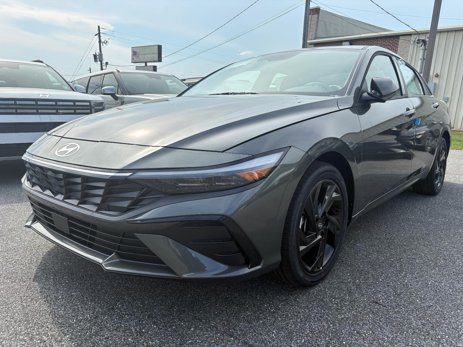 2026 Hyundai Elantra SEL Sport Premium