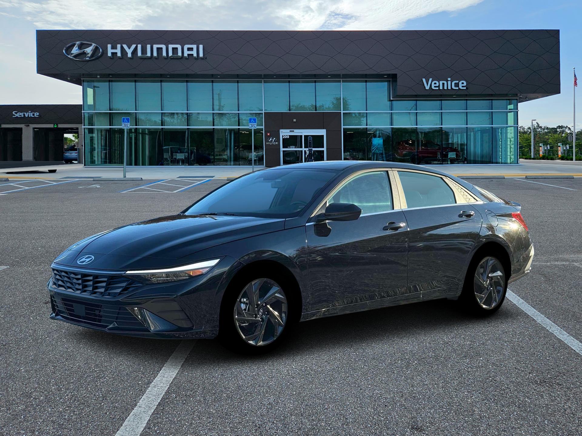 2026 Hyundai ELANTRA SEL Sport - Image 2
