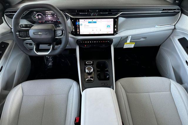 2026 Jeep Cherokee Laredo 4x4
