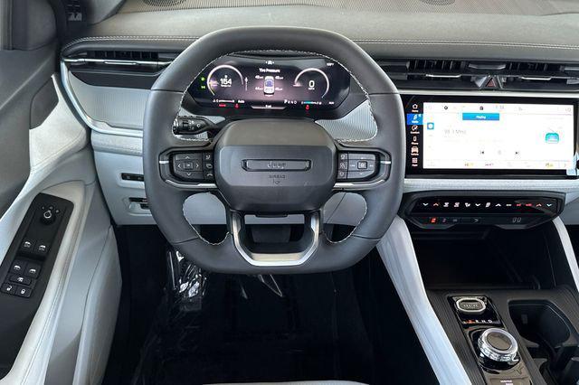 2026 Jeep Cherokee Laredo 4x4