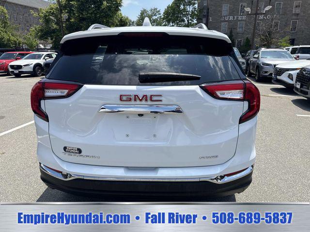 2024 GMC Terrain AWD SLT
