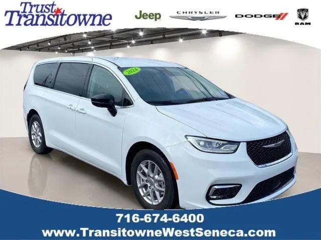 2024 Chrysler Pacifica Touring L for sale in Elma, NY