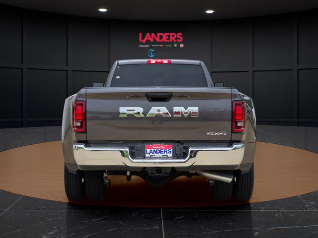 2026 RAM Ram 3500 RAM 3500 TRADESMAN CREW CAB 4X4 8 BOX