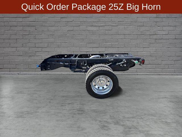 2026 RAM 5500 Chassis RAM 5500 BIG HORN CHASSIS CREW CAB 4X4 60 CA