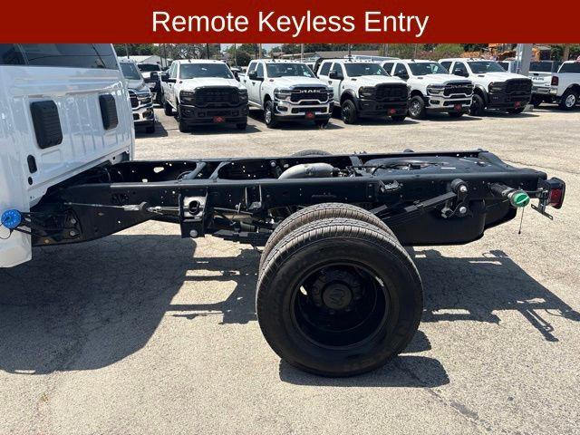 2026 RAM 3500 Chassis RAM 3500 TRADESMAN CHASSIS REGULAR CAB 4X4 60 CA