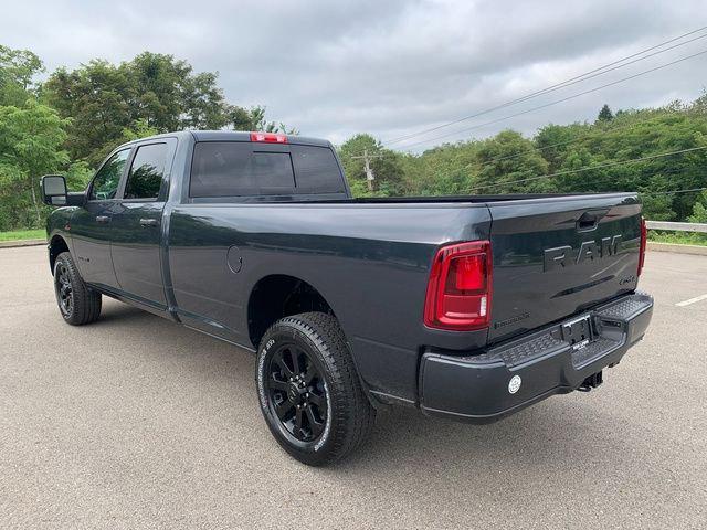 2026 RAM 3500 RAM 3500 BIG HORN CREW CAB 4X4 8 BOX